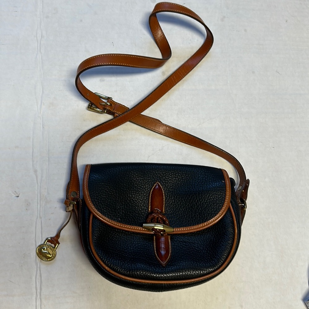Vintage Dooney & Bourke bag